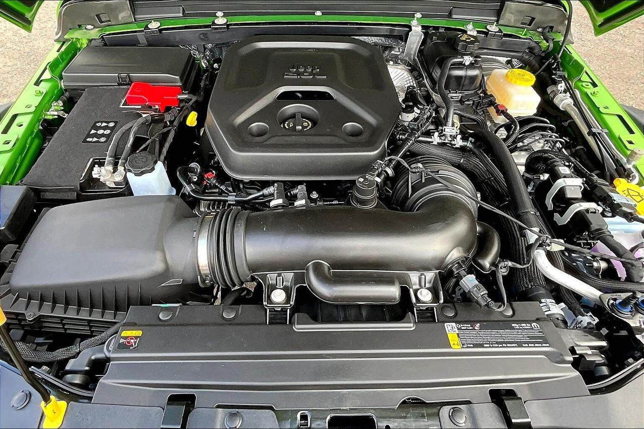 2026 Jeep Wrangler WILLYS 4dr | Hardtop | Tech & Conv Grp | Mojito Photo