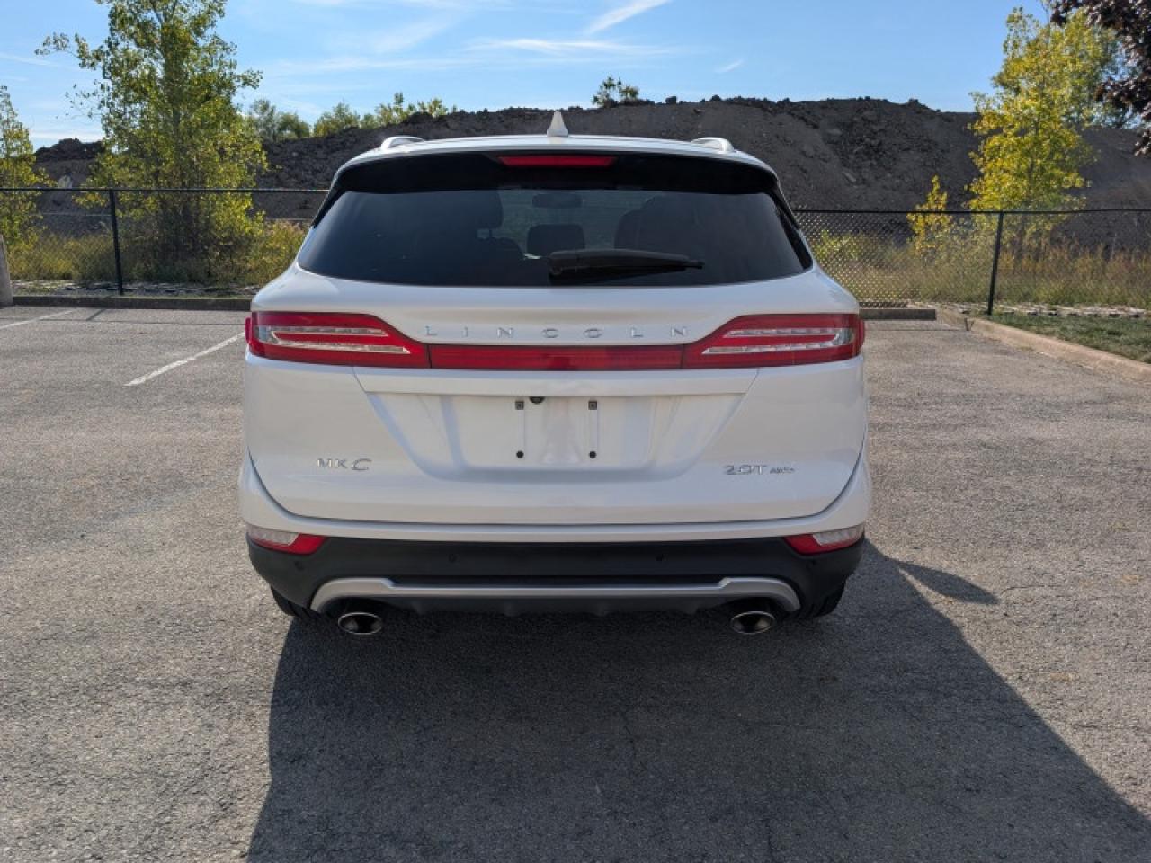 2018 Lincoln MKC Reserve AWD  **COOLED SEATS - SUNROOF** Photo3