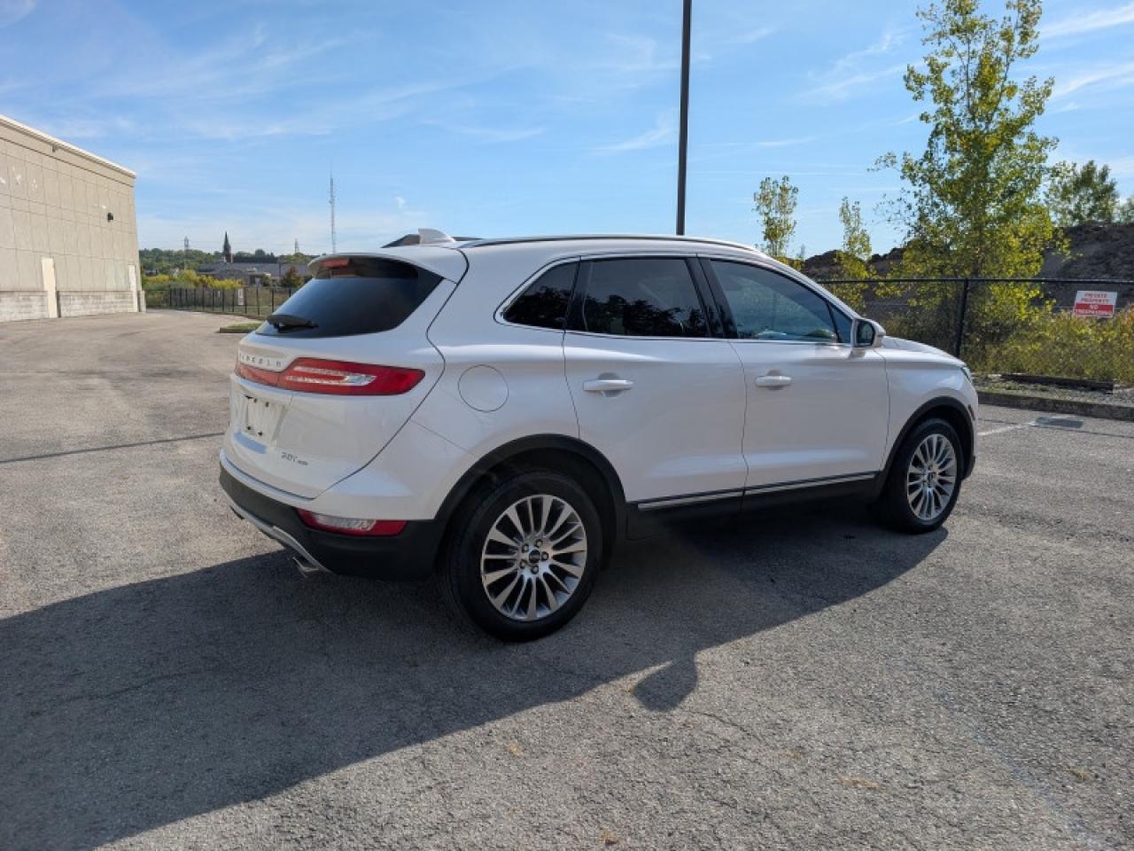 2018 Lincoln MKC Reserve AWD  **COOLED SEATS - SUNROOF** Photo
