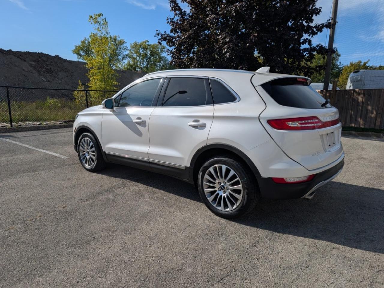 2018 Lincoln MKC Reserve AWD  **COOLED SEATS - SUNROOF** Photo