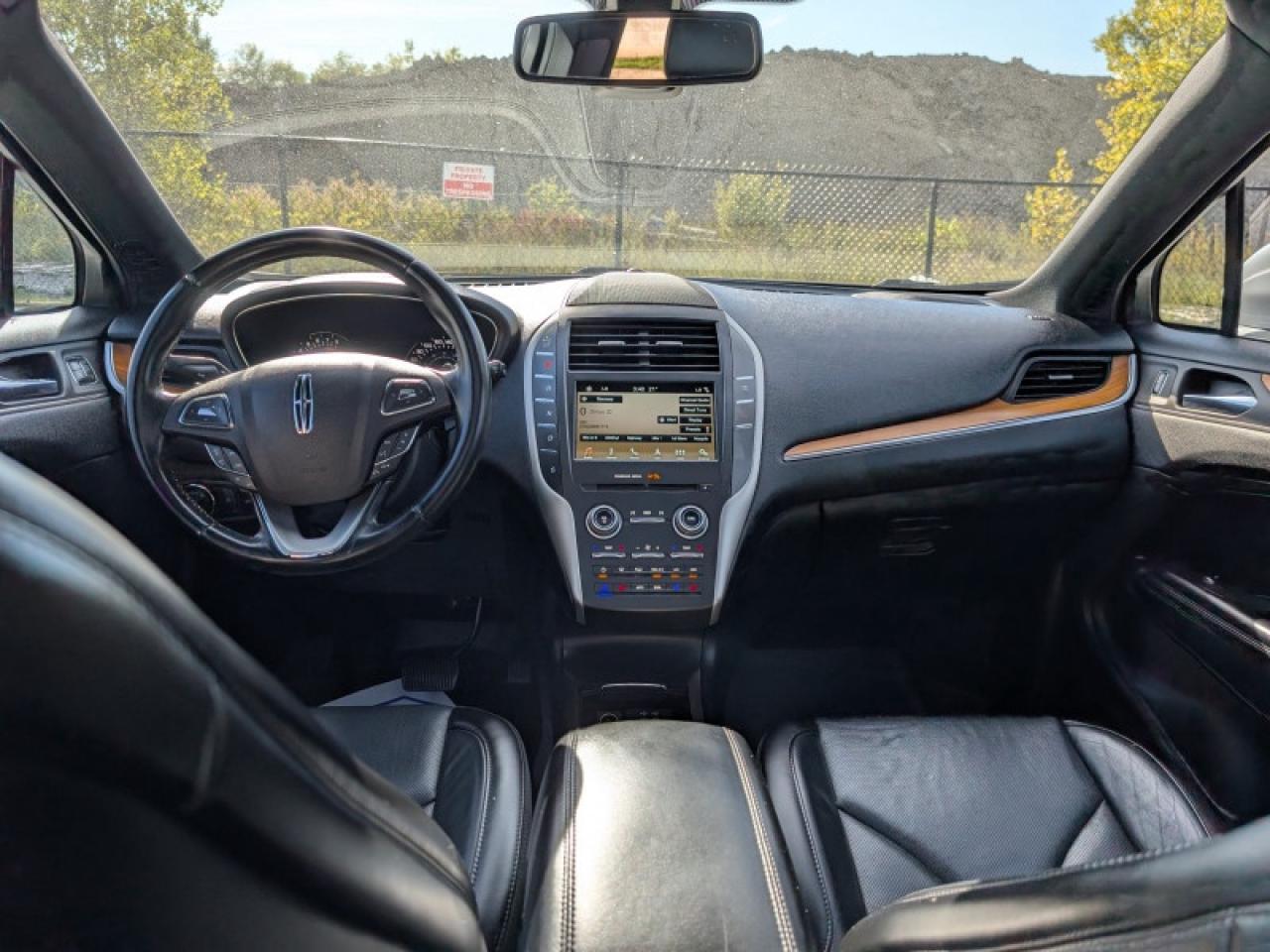 2018 Lincoln MKC Reserve AWD  **COOLED SEATS - SUNROOF** Photo