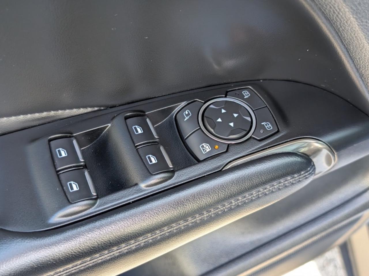 2018 Lincoln MKC Reserve AWD  **COOLED SEATS - SUNROOF** Photo