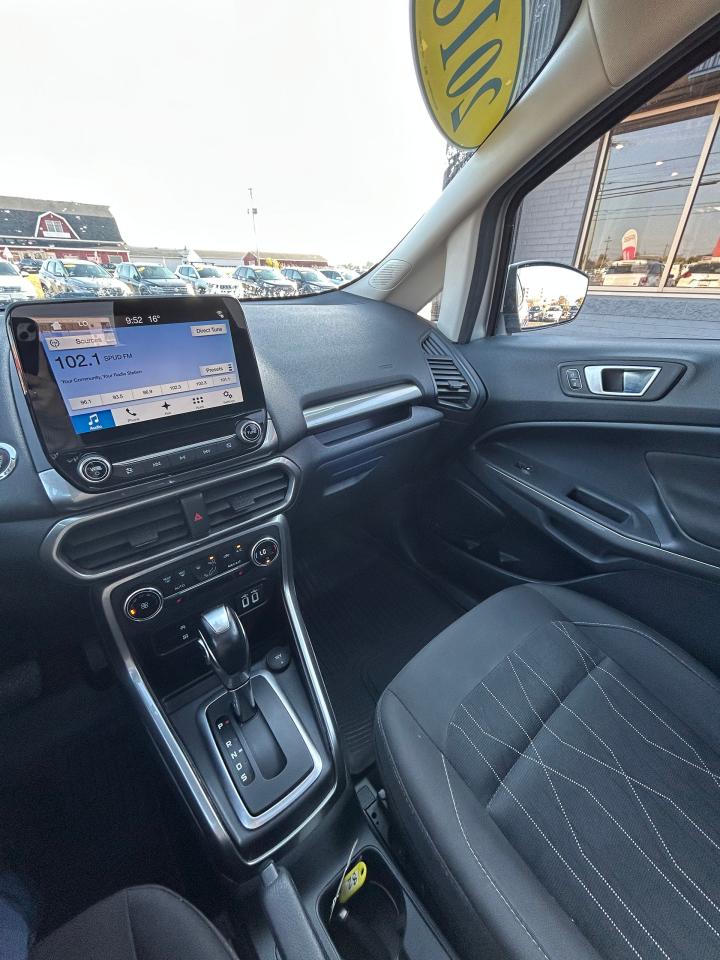 2018 Ford EcoSport SE - Photo #10