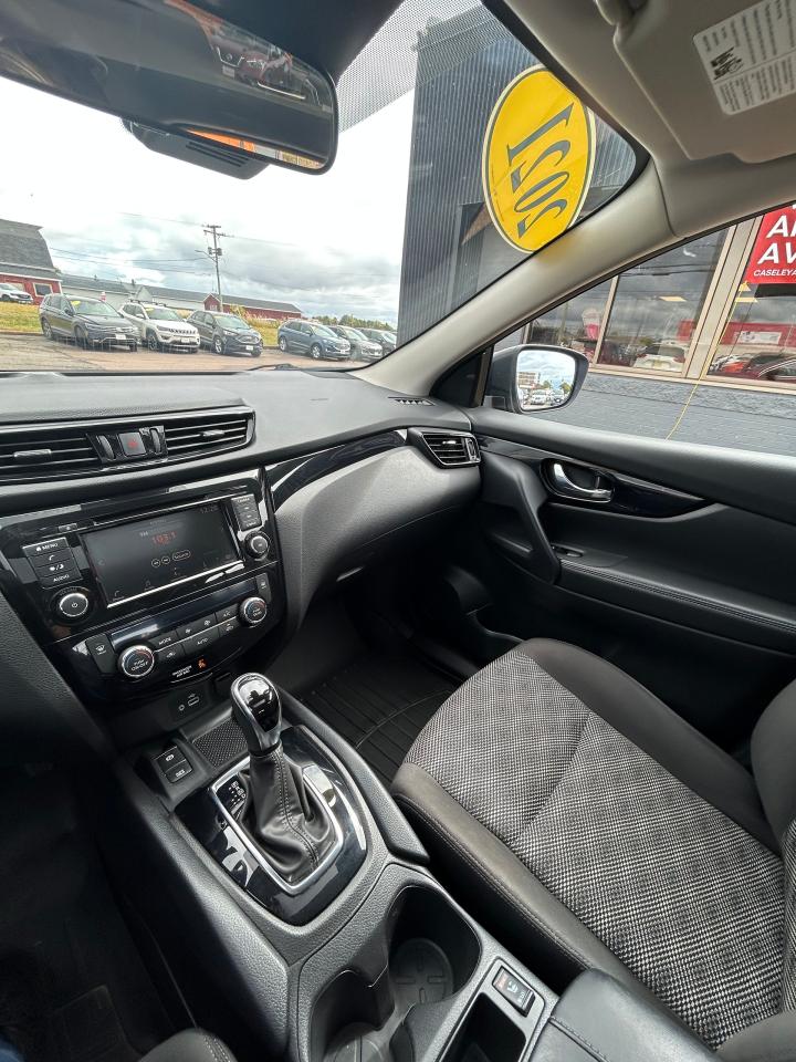 2021 Nissan Qashqai S - Photo #10