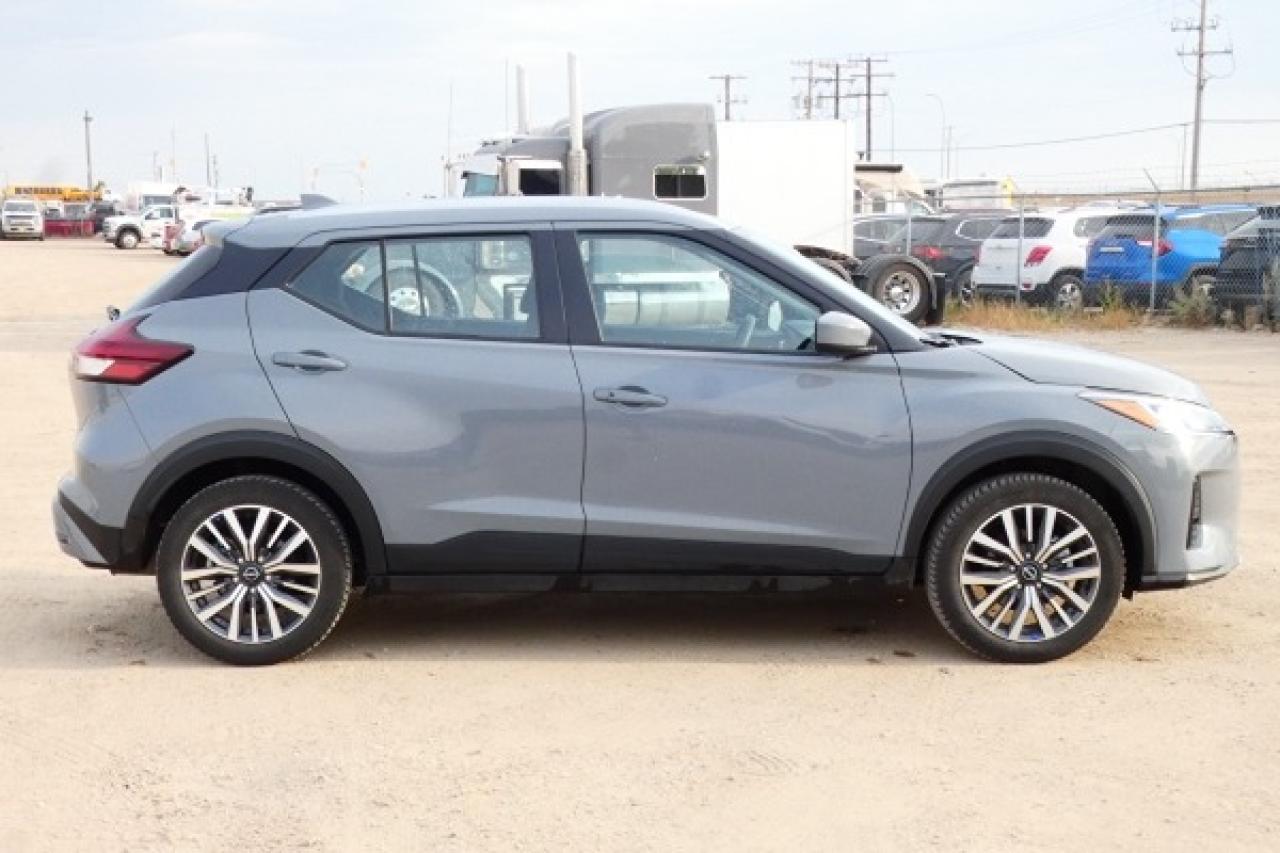 2024 Nissan Kicks SV w/Htd cloth, BUC - Photo #5