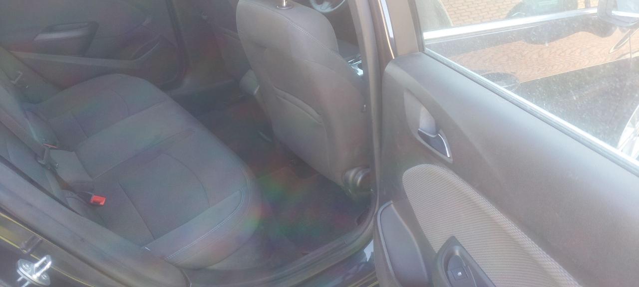 2016 Chevrolet Cruze LT - Photo #24