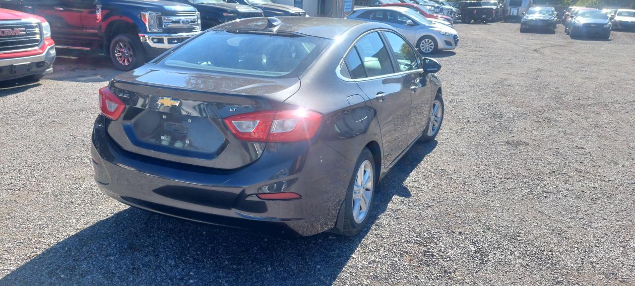2016 Chevrolet Cruze LT - Photo #7