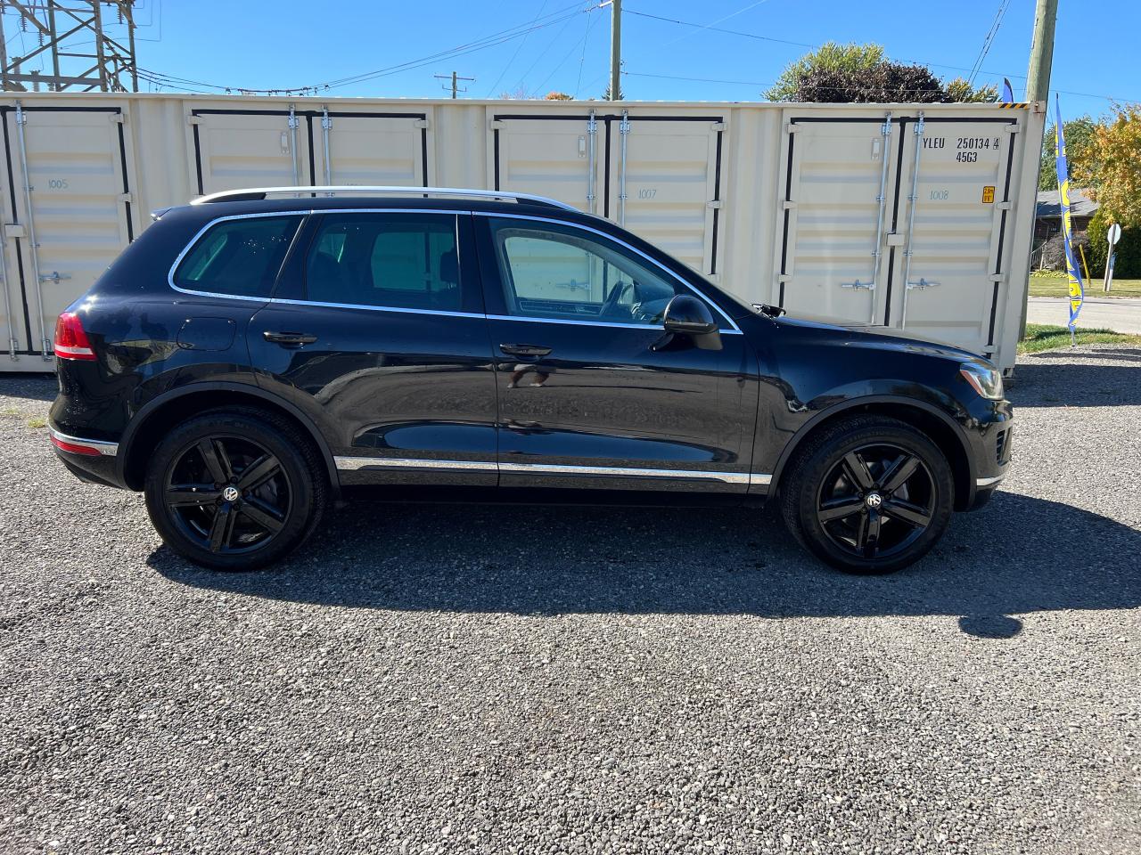 2017 Volkswagen Touareg EXECLINE - Photo #4