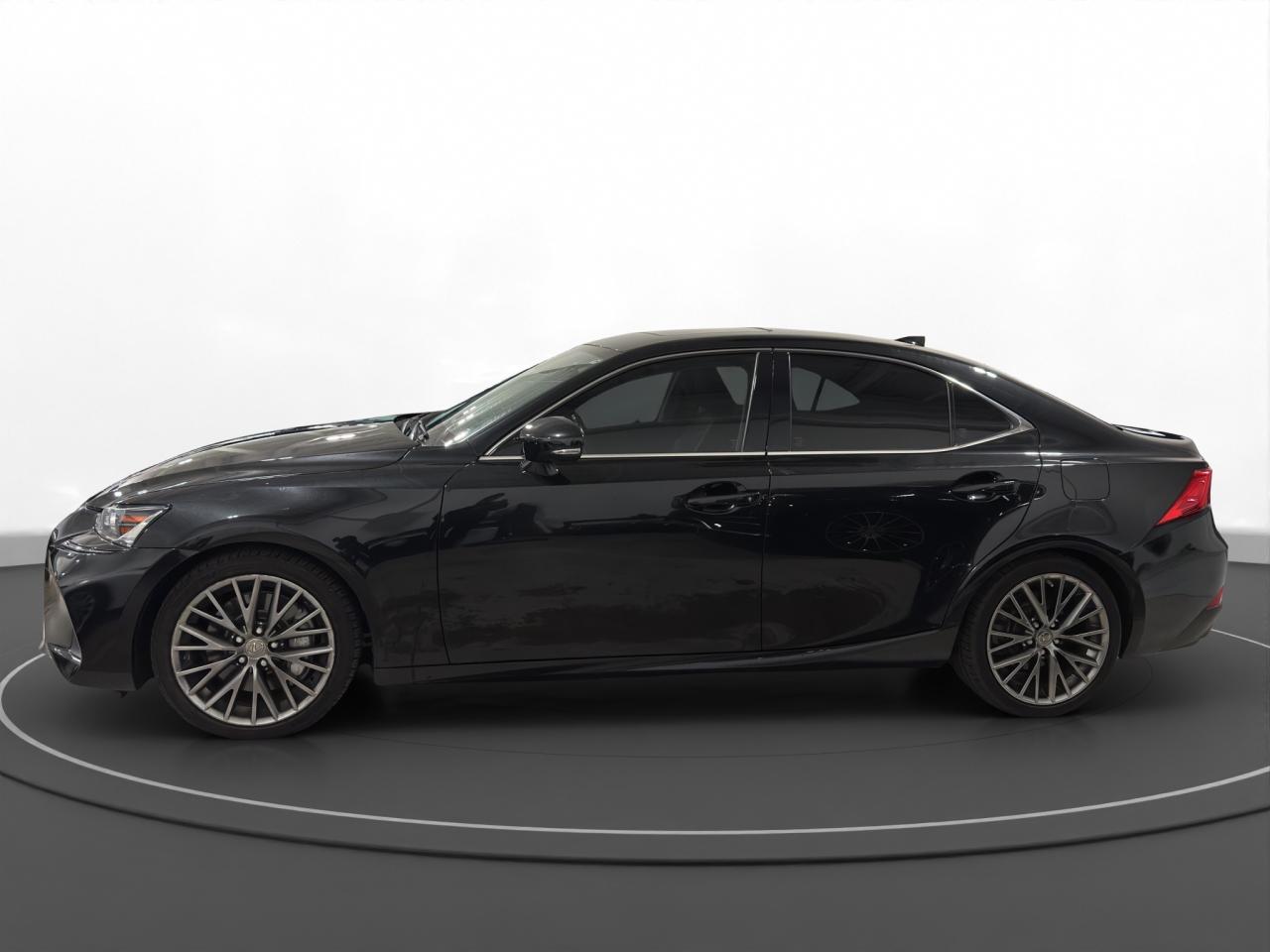 2020 Lexus IS IS 300 - Photo #4