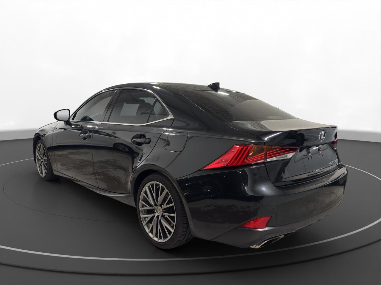 2020 Lexus IS IS 300 - Photo #5