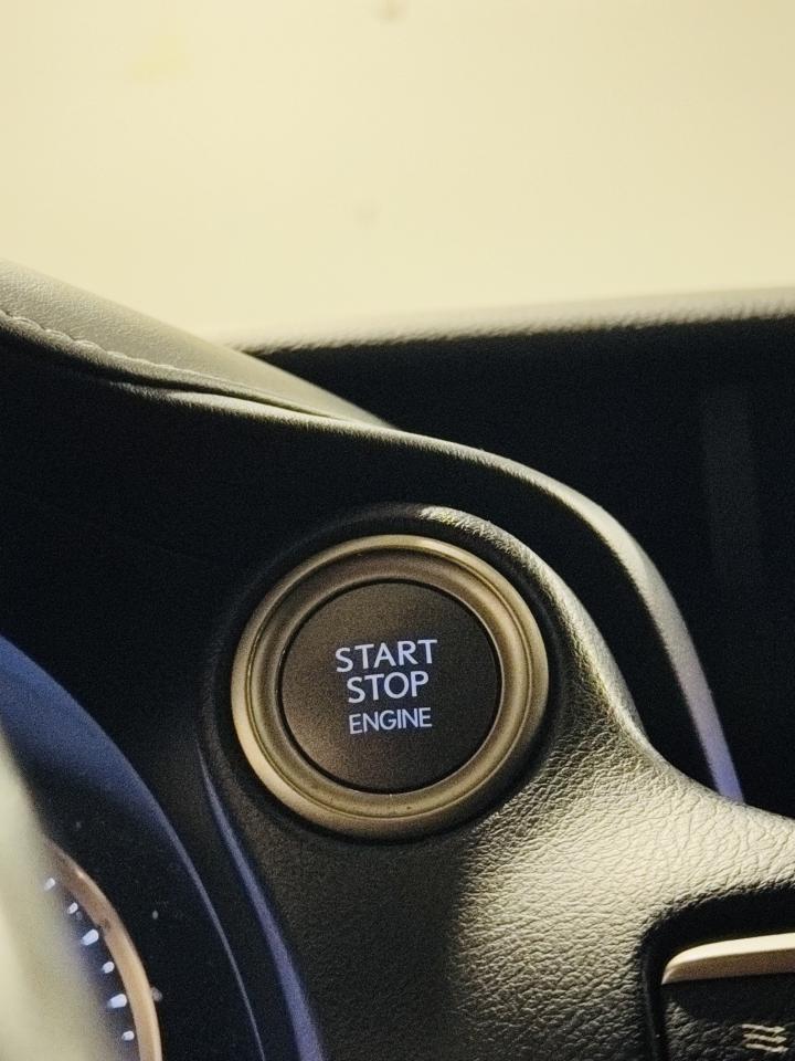 1758577412