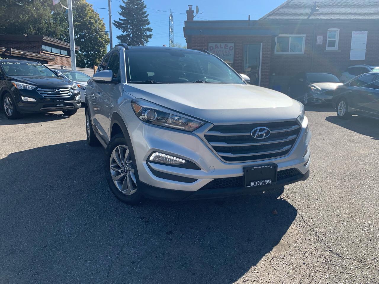 Used 2018 Hyundai Tucson Luxury / PANO.ROOF / NAV / LTHR / AWD / LOW KMS for sale in Hamilton, ON