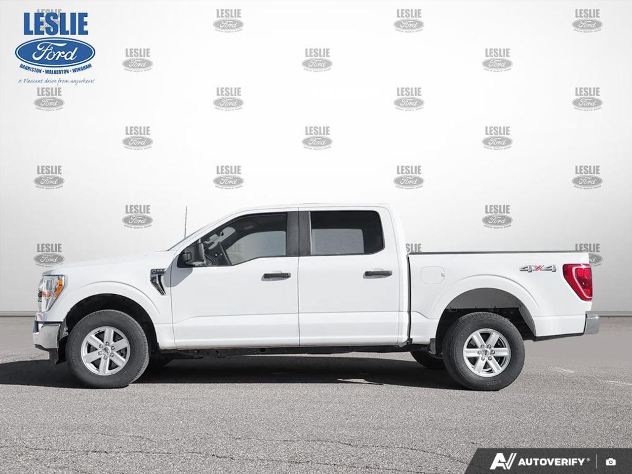 2022 Ford F-150 XLT 4WD SuperCrew 5.5' Box Photo2