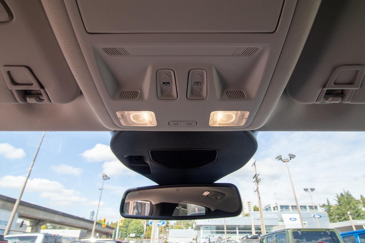 2023 Ford Escape PHEV FWD Photo5