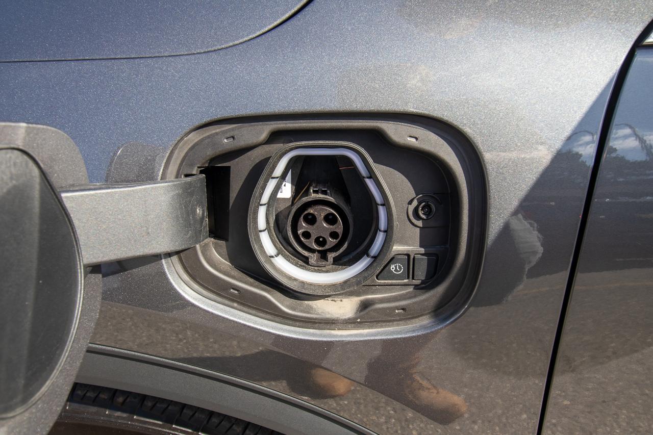 2023 Ford Escape PHEV FWD Photo5
