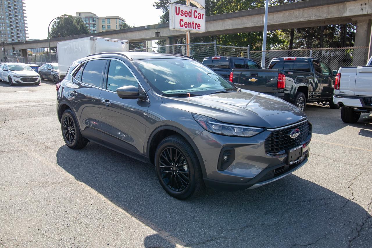 2023 Ford Escape PHEV FWD Photo4