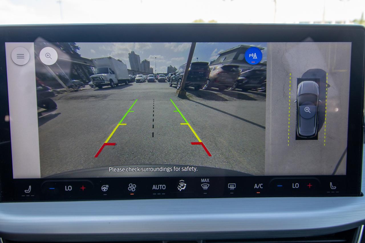 2023 Ford Escape PHEV FWD Photo5