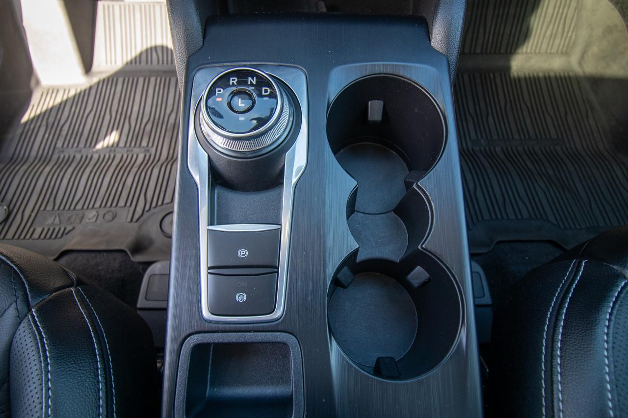 2023 Ford Escape PHEV FWD Photo5