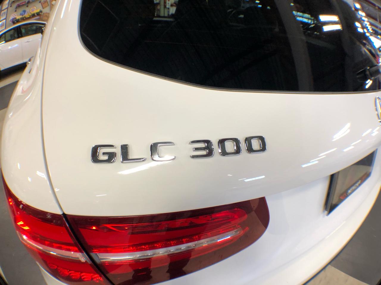 1758904056