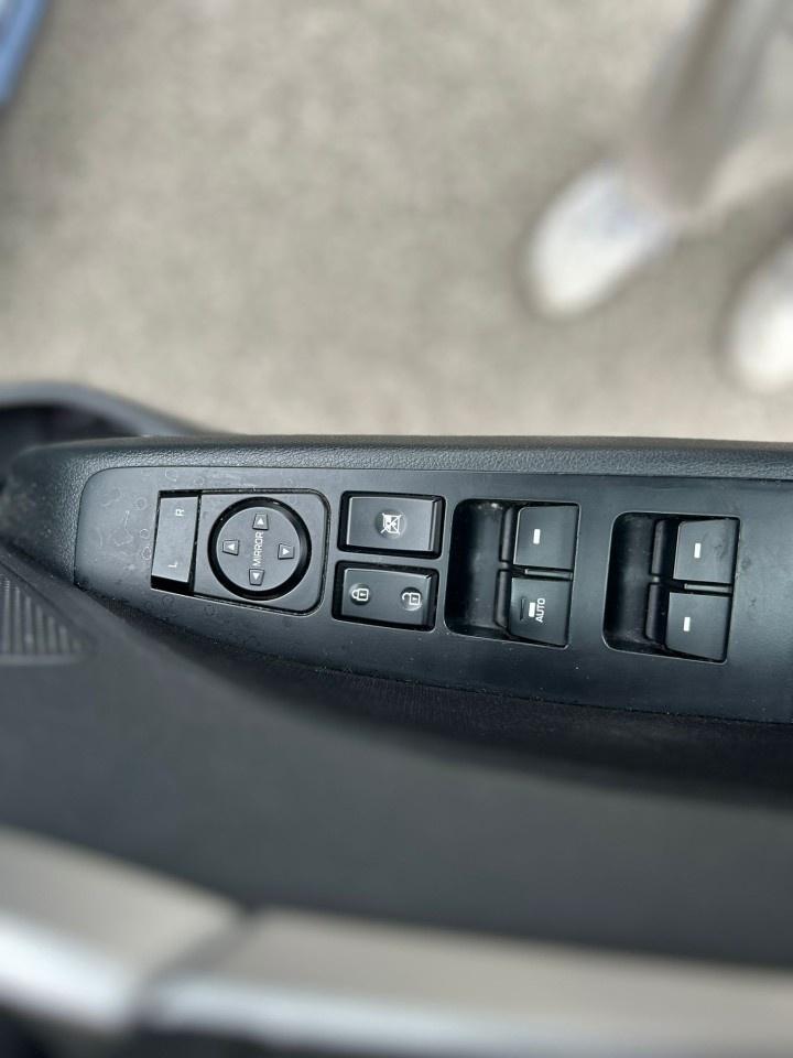 2019 Hyundai Elantra SEL Photo