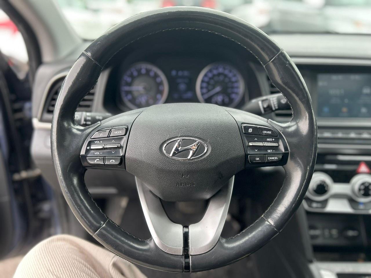 2019 Hyundai Elantra SEL Photo
