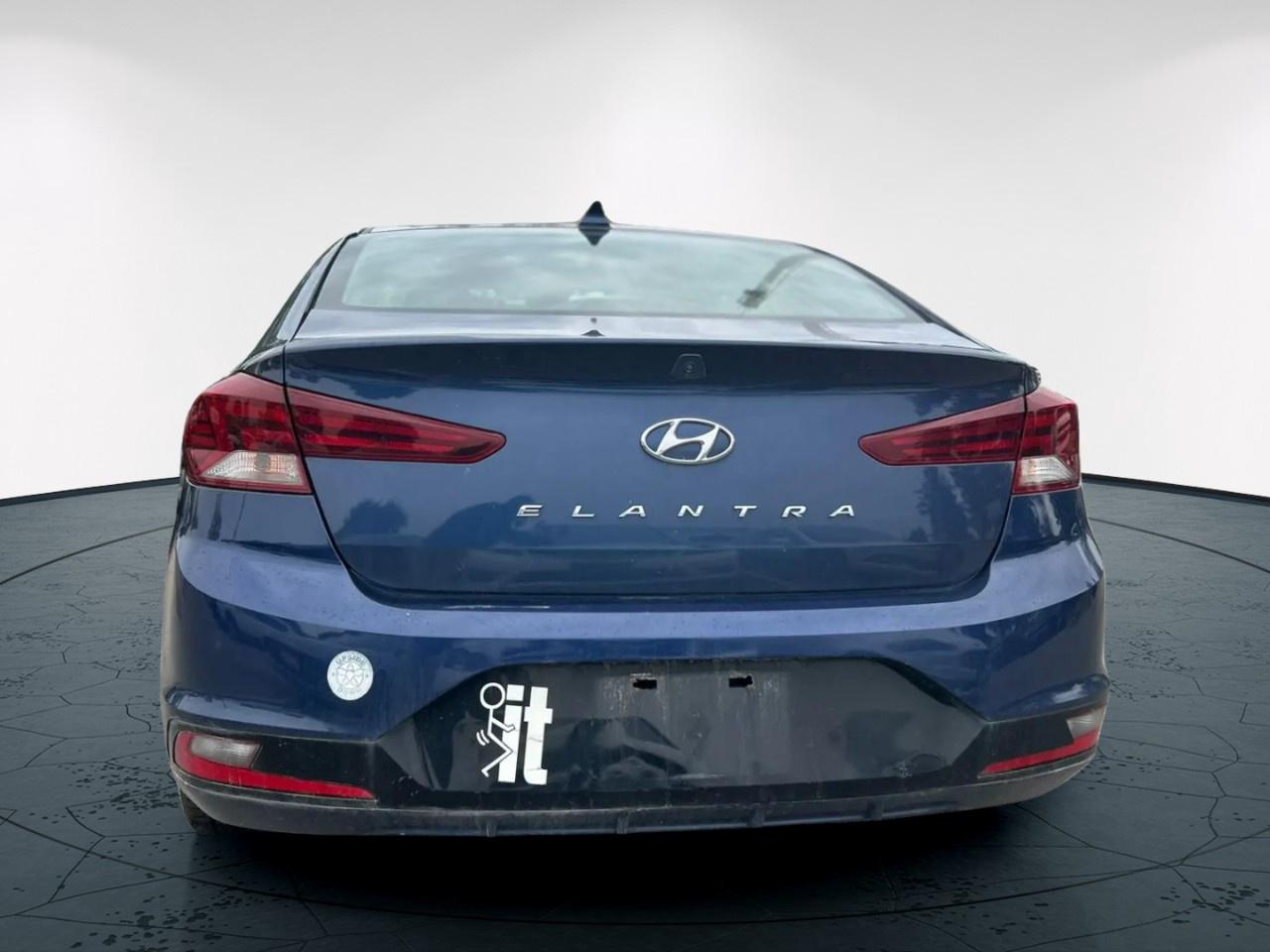 2019 Hyundai Elantra SEL Photo