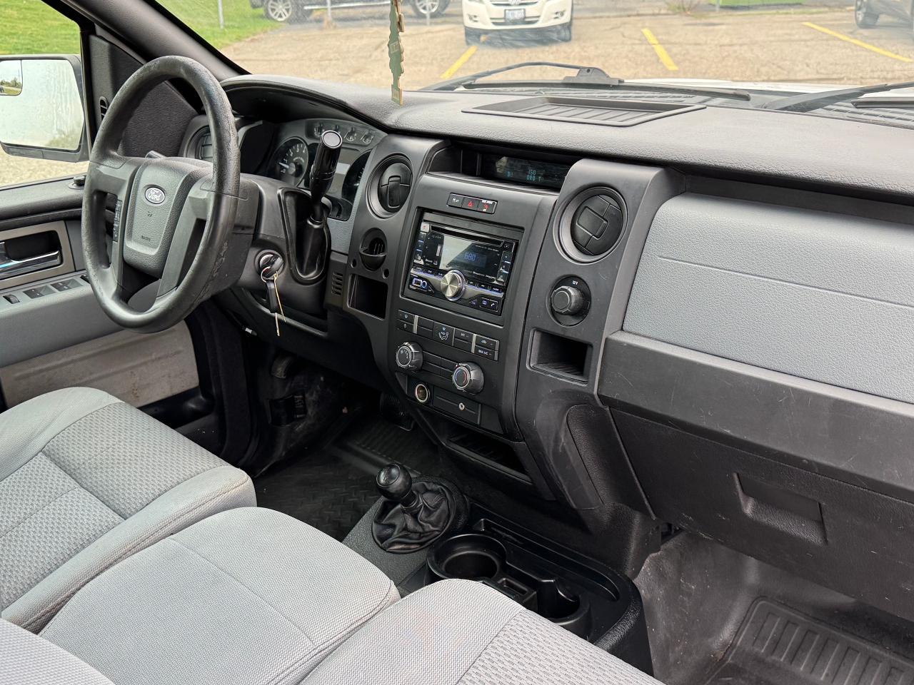 2011 Ford F-150 XL **EXCELLENT WORK TRUCK**CERTIFIED** - Photo #29