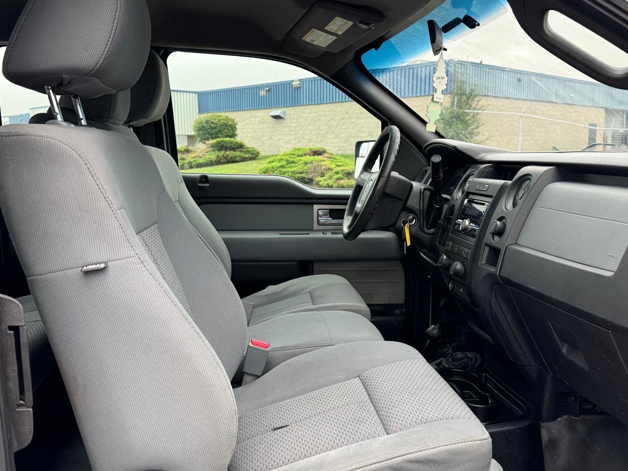 2011 Ford F-150 XL **EXCELLENT WORK TRUCK**CERTIFIED** - Photo #28