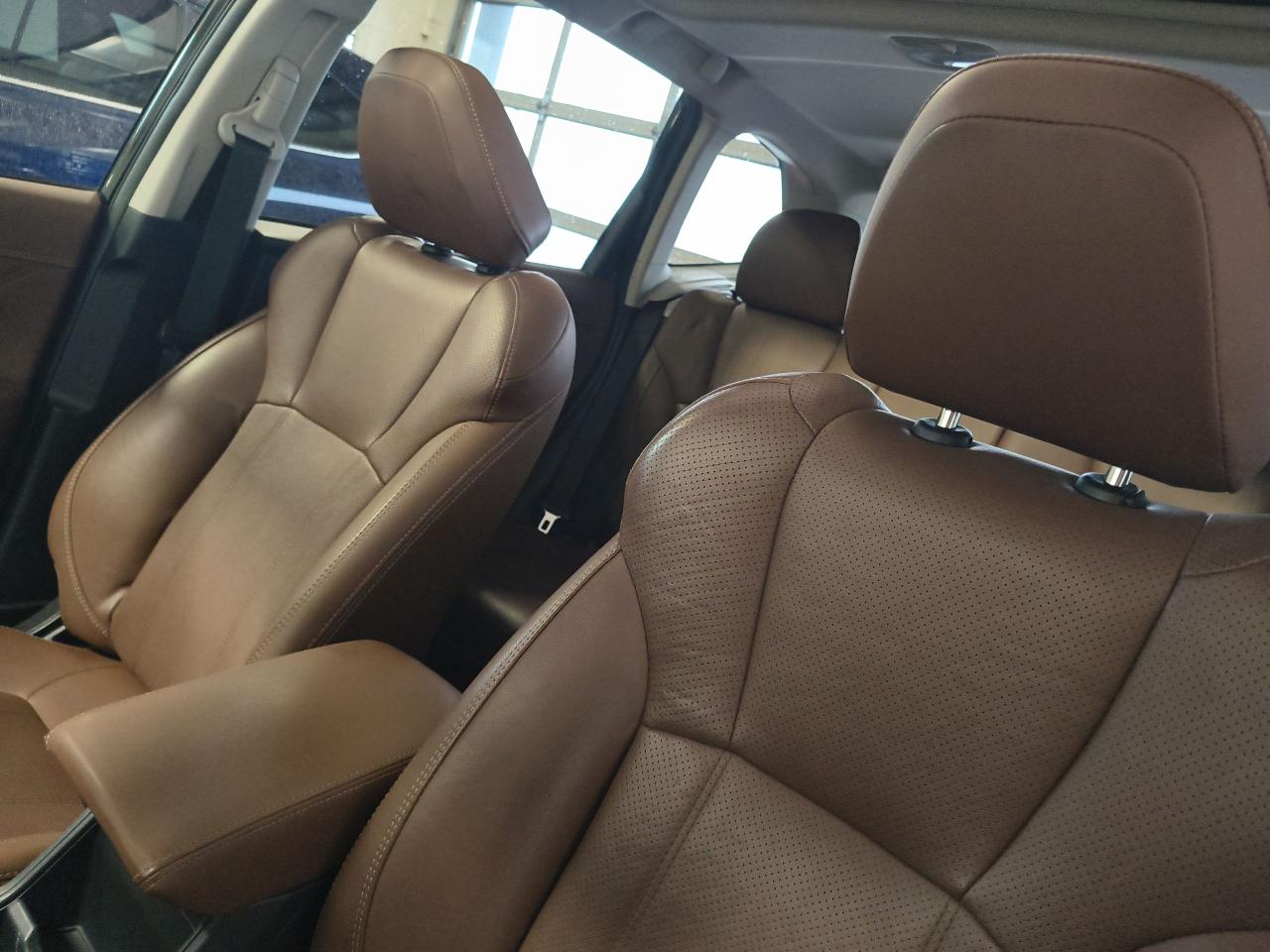 2019 Subaru Forester Premier Photo0