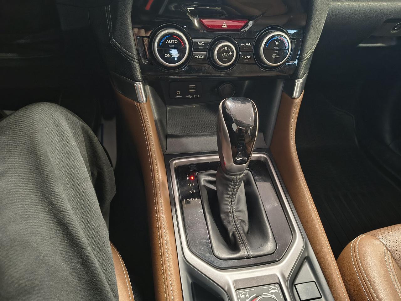 2019 Subaru Forester Premier Photo0