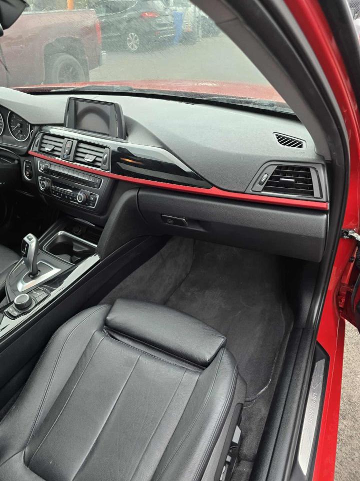 2015 BMW 3 Series 320i xDrive - Photo #7