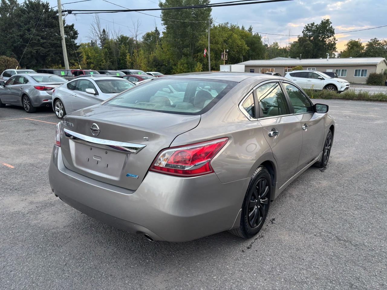 2013 Nissan Altima 2.5 S - Photo #5