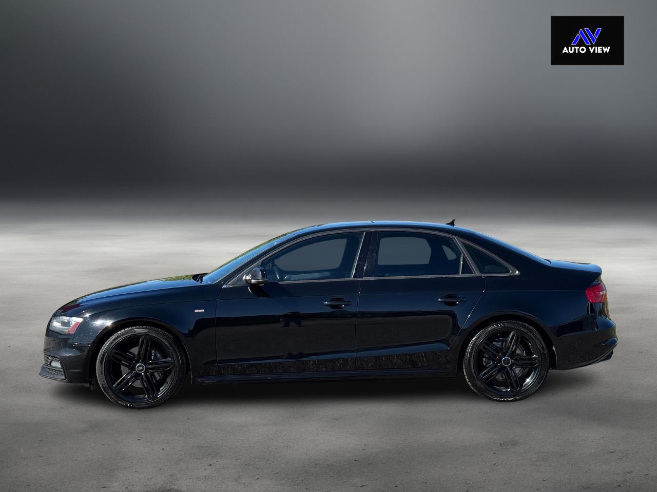 2015 Audi A4 Technik plus **6 SPEED MANUAL** - Photo #8
