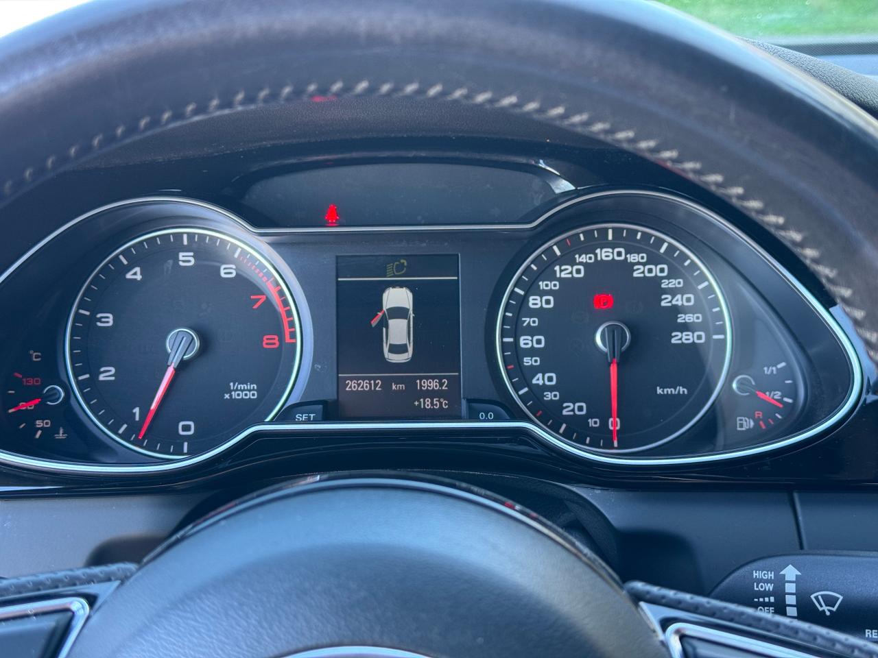 2015 Audi A4 Technik plus **6 SPEED MANUAL** - Photo #21
