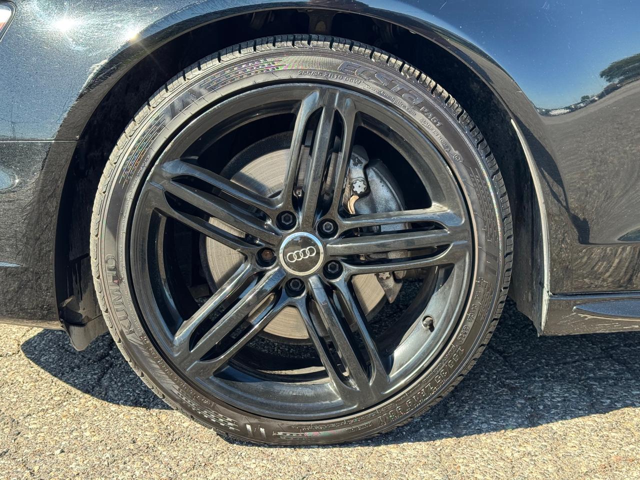 2015 Audi A4 Technik plus **6 SPEED MANUAL** - Photo #17