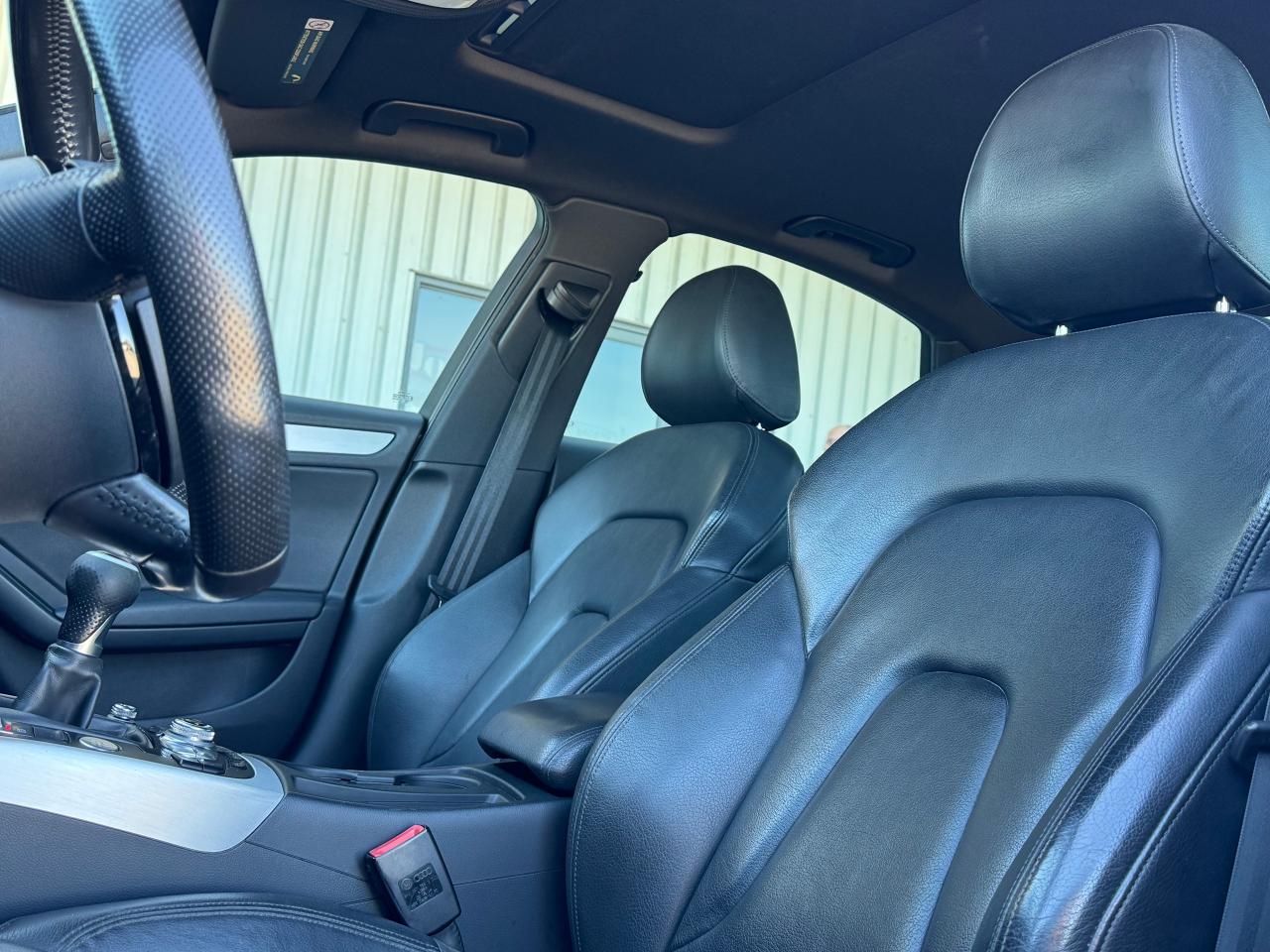 2015 Audi A4 Technik plus **6 SPEED MANUAL** - Photo #28