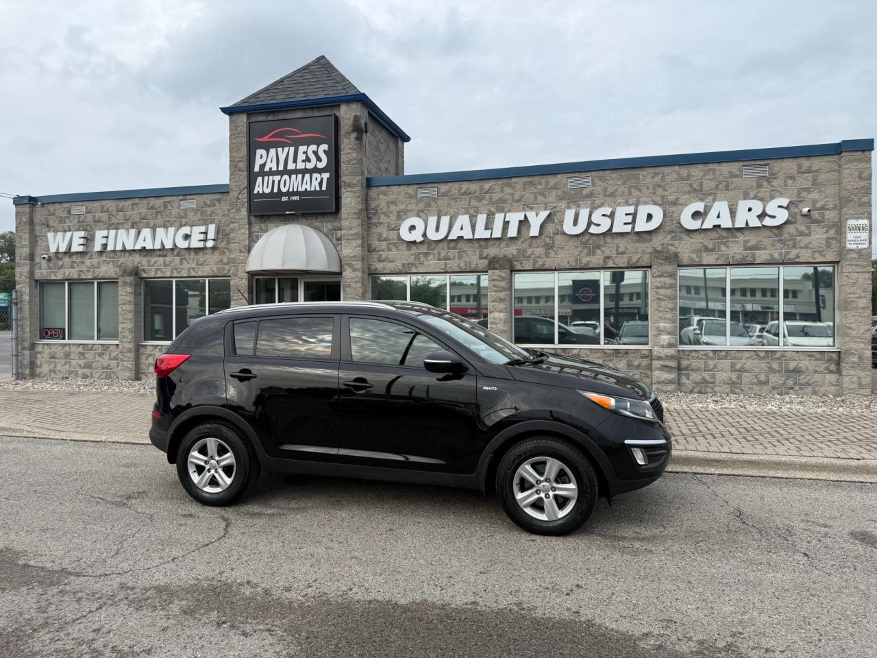 Used 2016 Kia Sportage LX for sale in Sarnia, ON