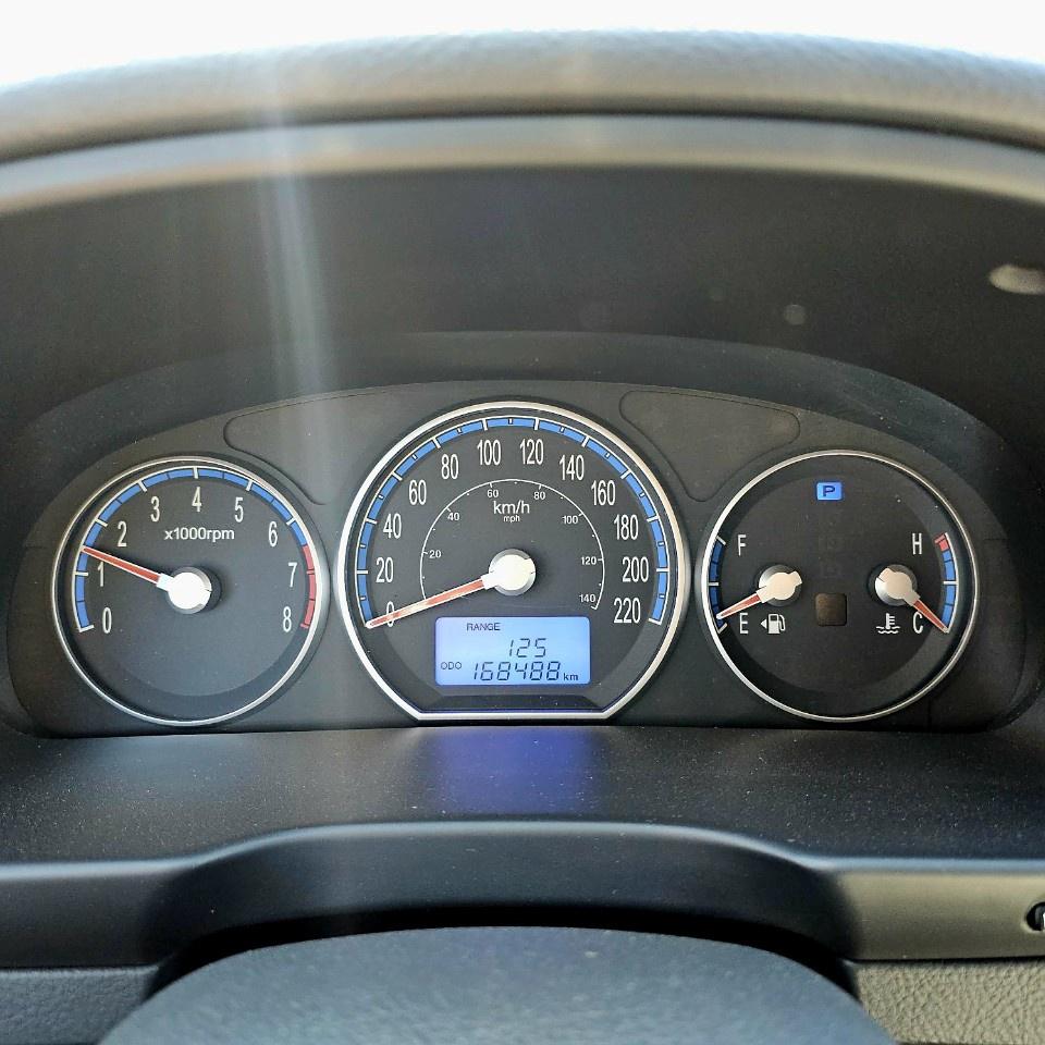 2009 Hyundai Santa Fe AWD 4dr 3.3L Auto GL - Photo #10