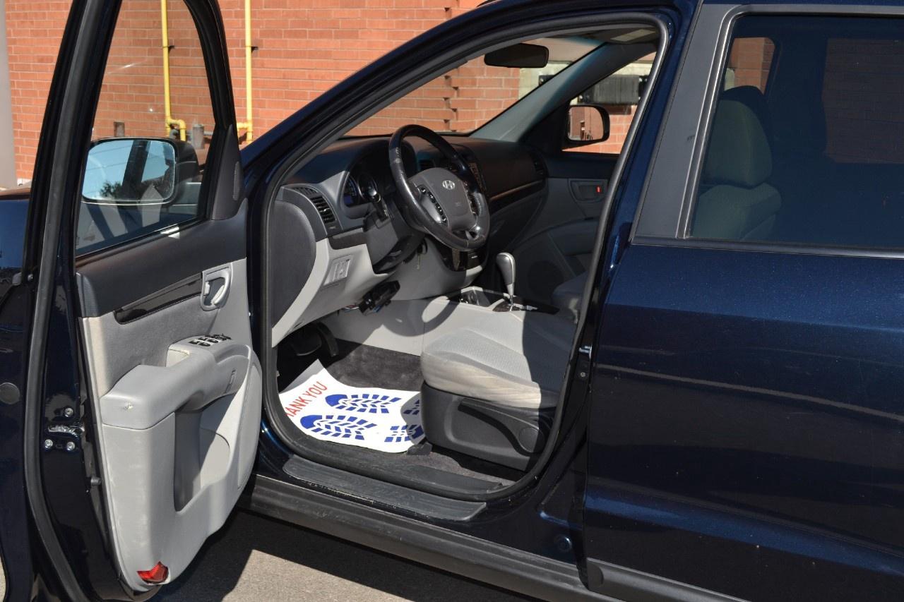 2009 Hyundai Santa Fe AWD 4dr 3.3L Auto GL - Photo #16