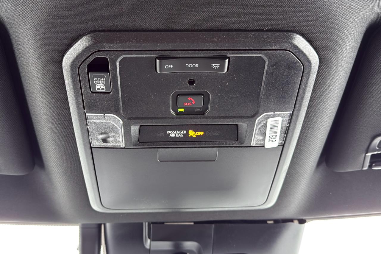 2026 Toyota Tundra Crewmax SR5 L TRD Off Road Photo