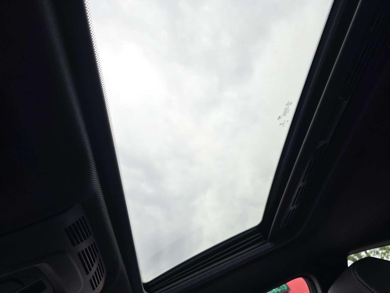 1758574157374