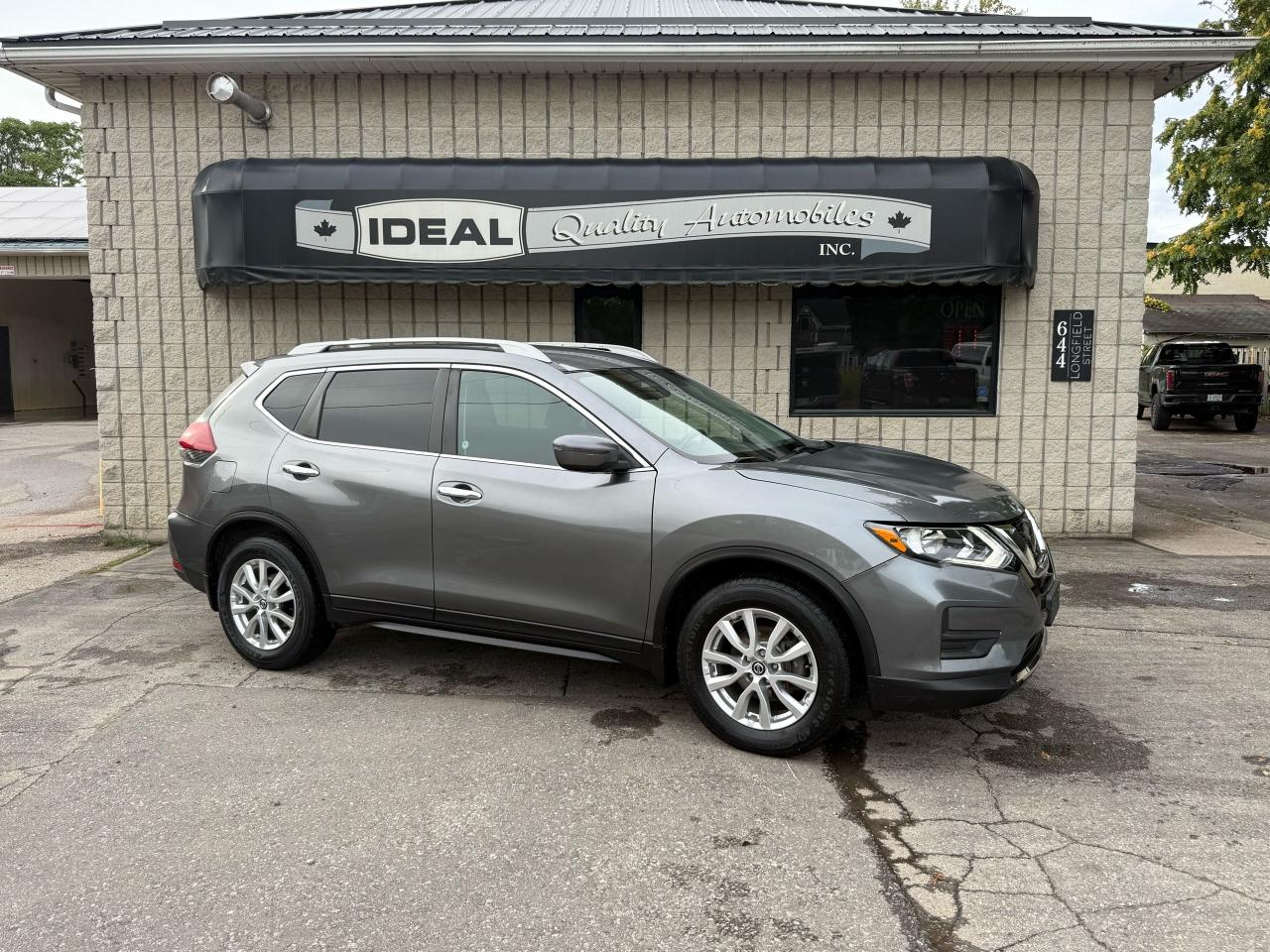 Used 2020 Nissan Rogue SV for sale in Mount Brydges, ON