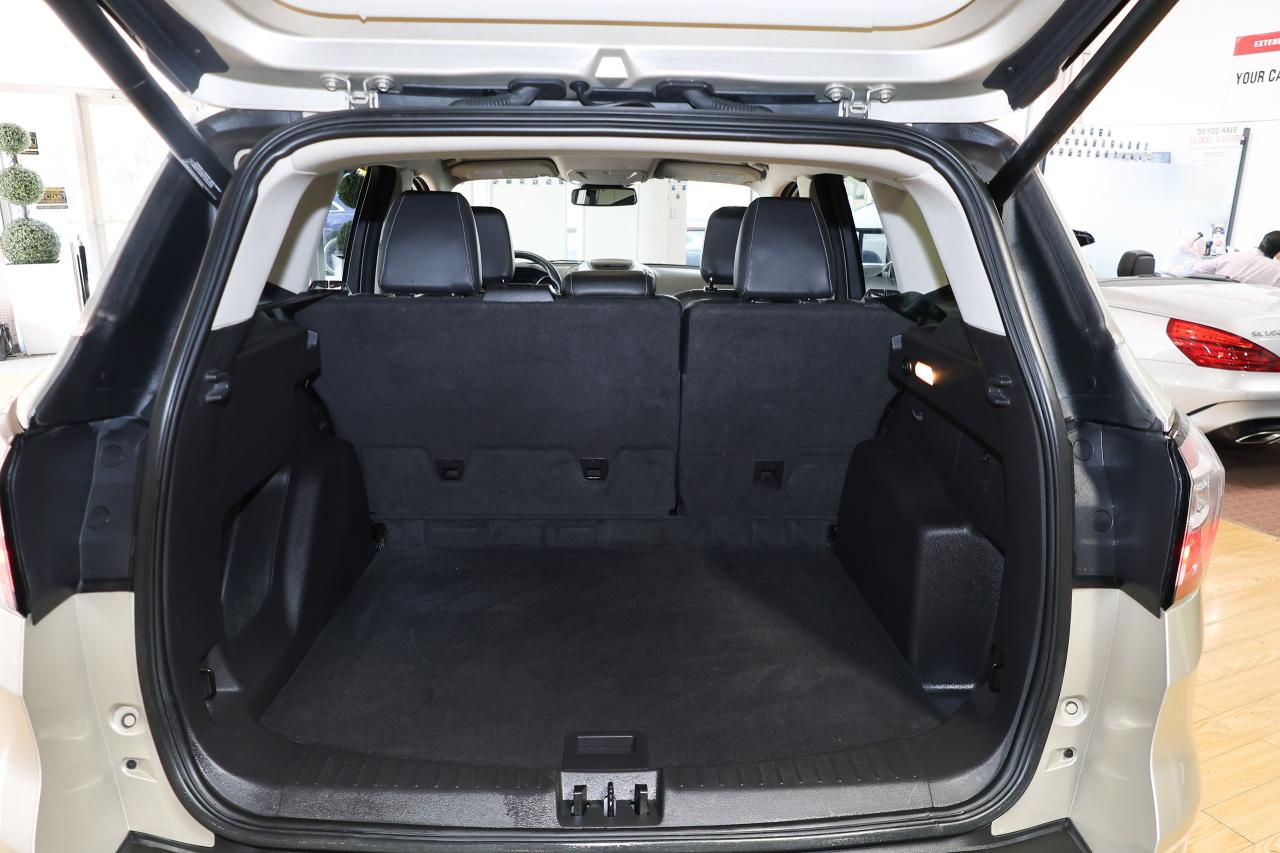 2018 Ford Escape SEL AWD - LEATHER|CAMERA|BLINDSPOT|LANEKEEP - Photo #17