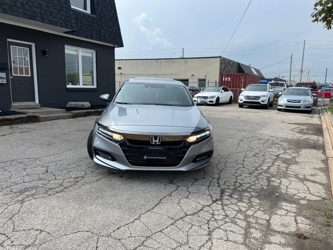 2019 Honda Accord Sport NO ACCIDENTS BLINDSPOT CAMERA HEATED SEATS Photo2