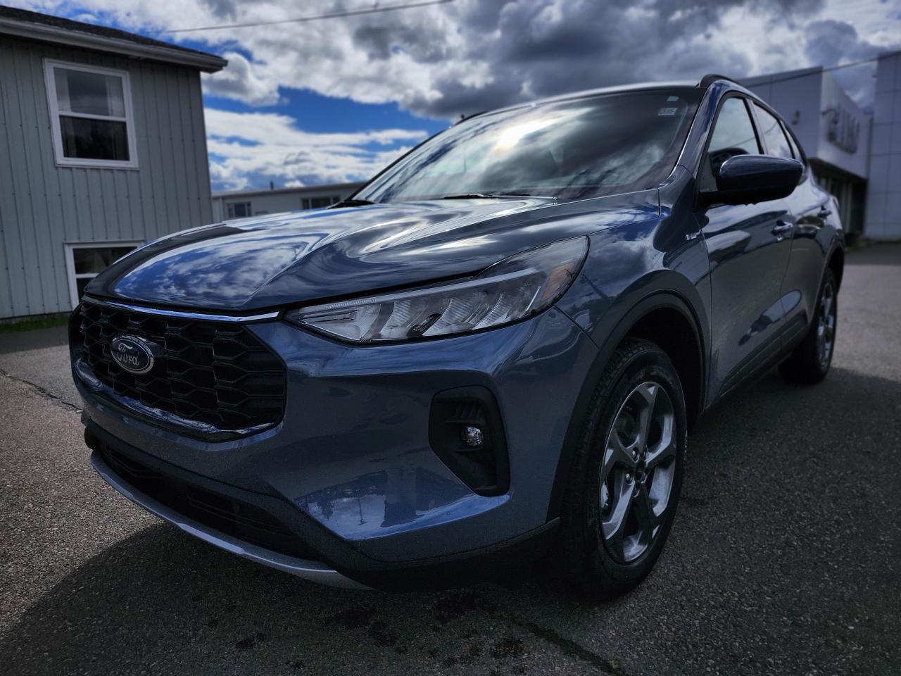 2025 Ford Escape ST-Line Select AWD Photo5