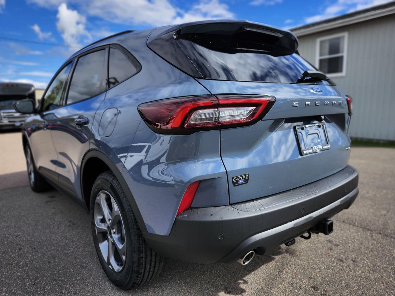 2025 Ford Escape ST-Line Select AWD Photo5
