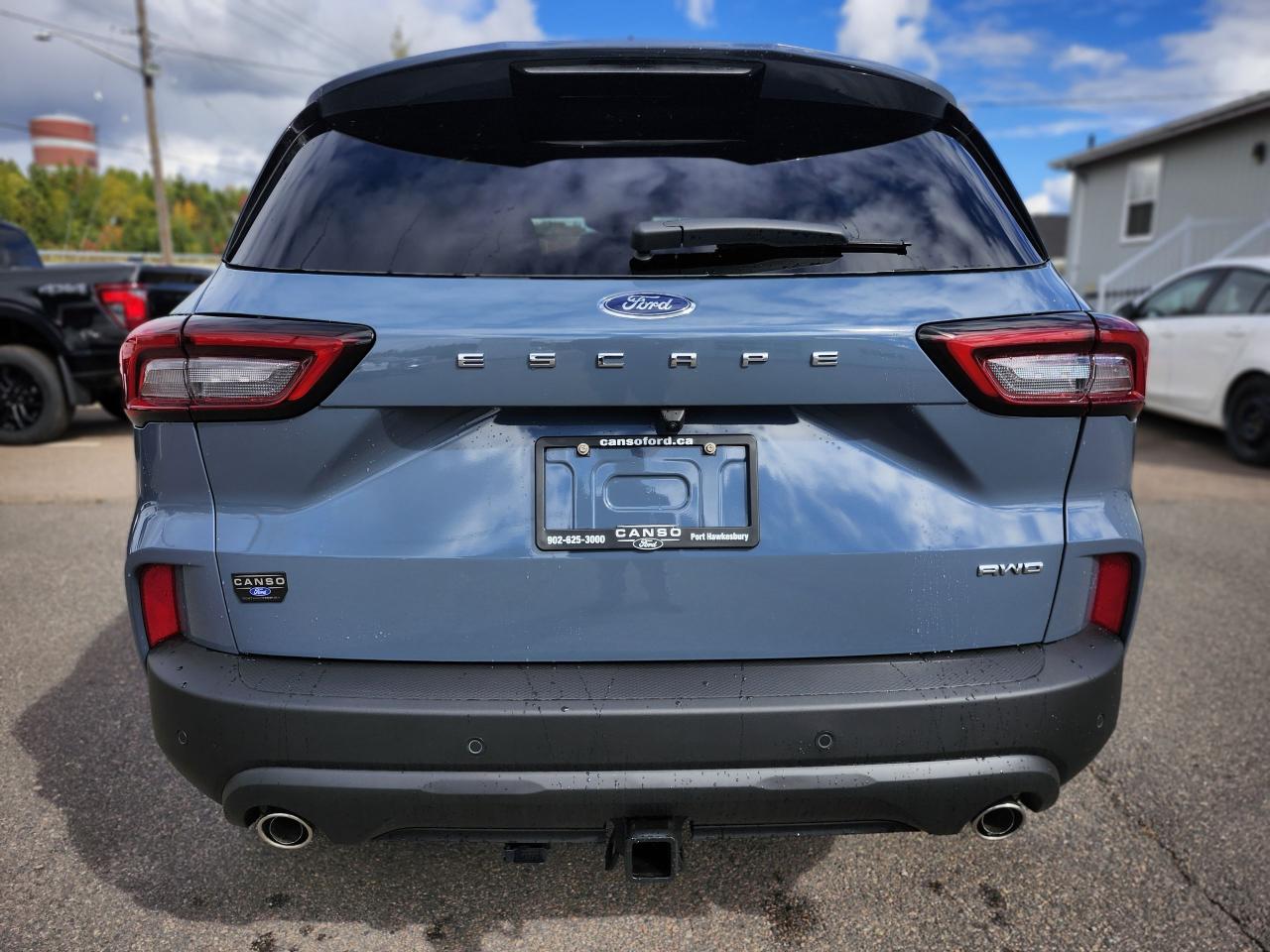 2025 Ford Escape ST-Line Select AWD Photo5
