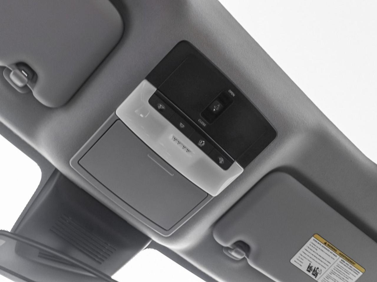 2023 Nissan Sentra SR Midnight Edition Photo