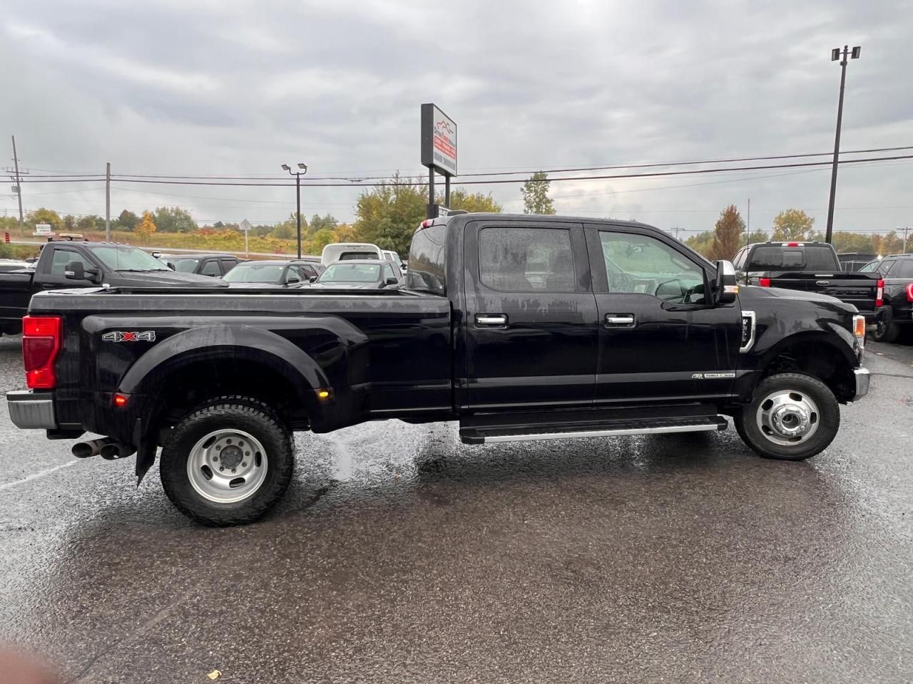 2021 Ford SUPER DUTY F-350 DRW XLT - Photo #6