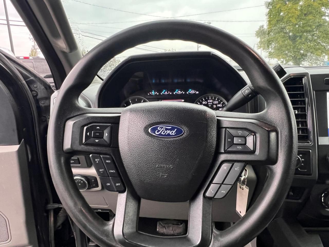 2021 Ford SUPER DUTY F-350 DRW XLT - Photo #14